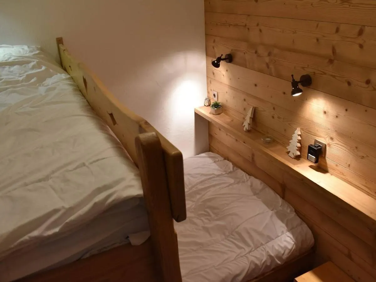 Appartement 2 Pieces Avec Balcon A Meribel, Proche Commerces Et Pistes - Fr-1-180-86 Apartment
