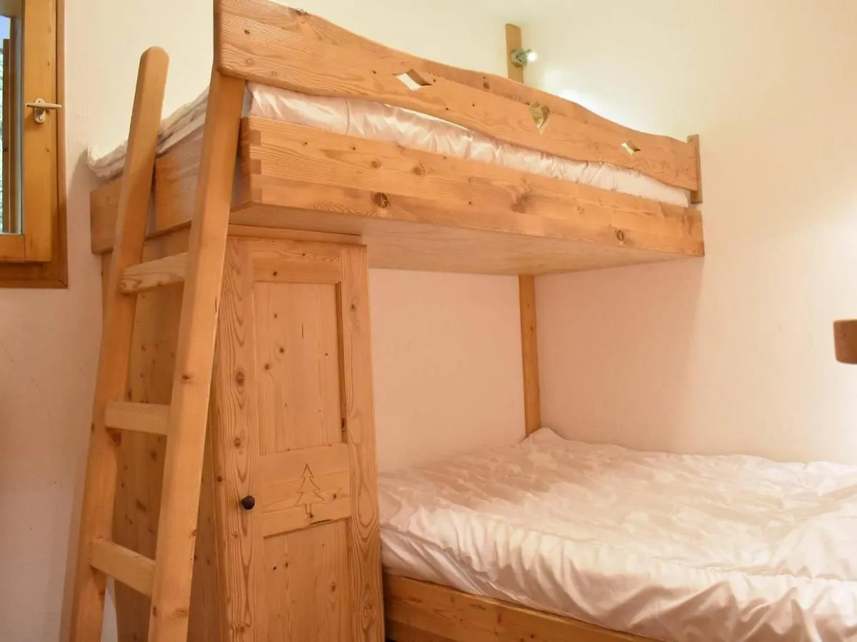 Appartement 2 Pieces Avec Balcon A Meribel, Proche Commerces Et Pistes - Fr-1-180-86 0*, Meribel France